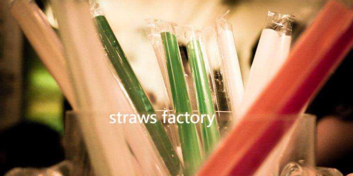 The Benefits of Bamboo and Paper Straws